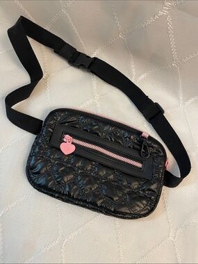 BLACKPINK Quilted Belt Bag